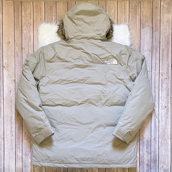 The North Face Men’s McMurdo Parka In Flax - Picture 7 of 10